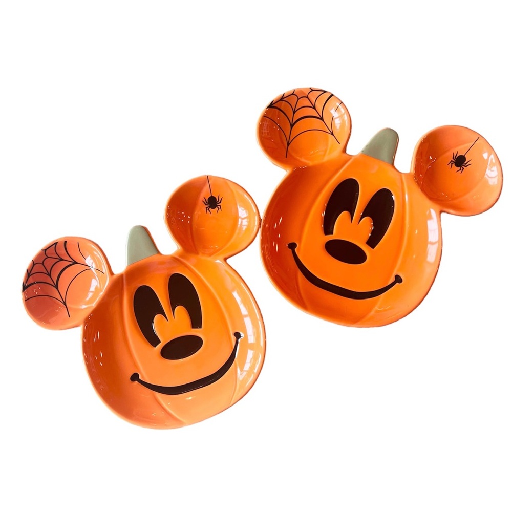 🎃🧡 MICKEY MOUSE Pumpkin Shaped Ceramic Plates Halloween Disney Set of 2 NEW